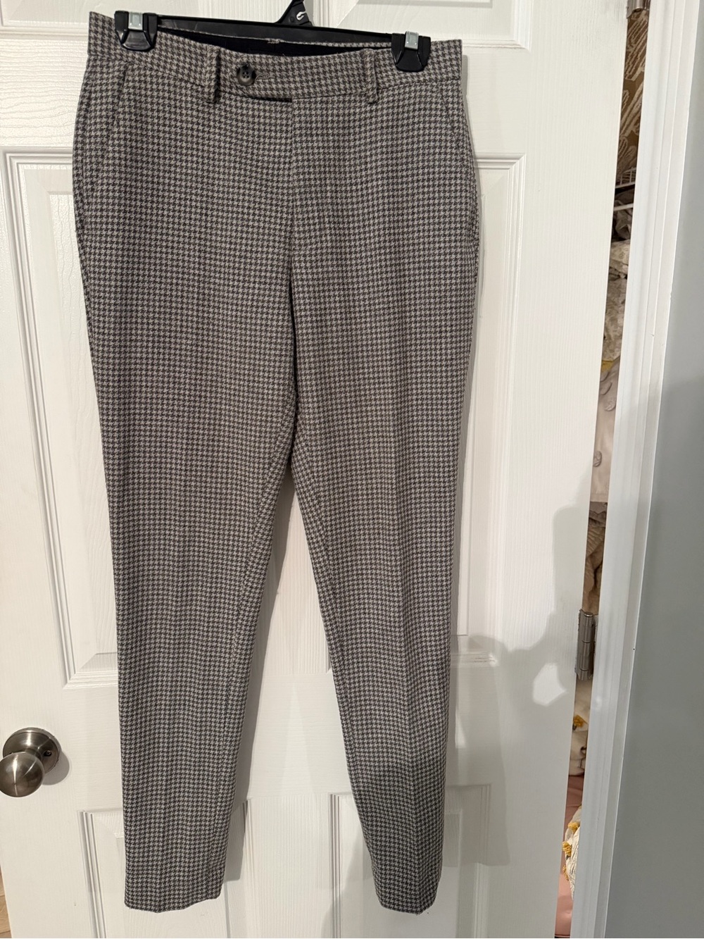 Classic Houndstooth Slim Trousers in Black & White